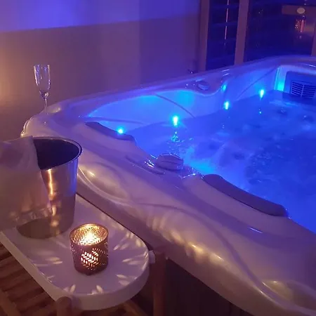 Hébergement de vacances L'escapade Romantique *